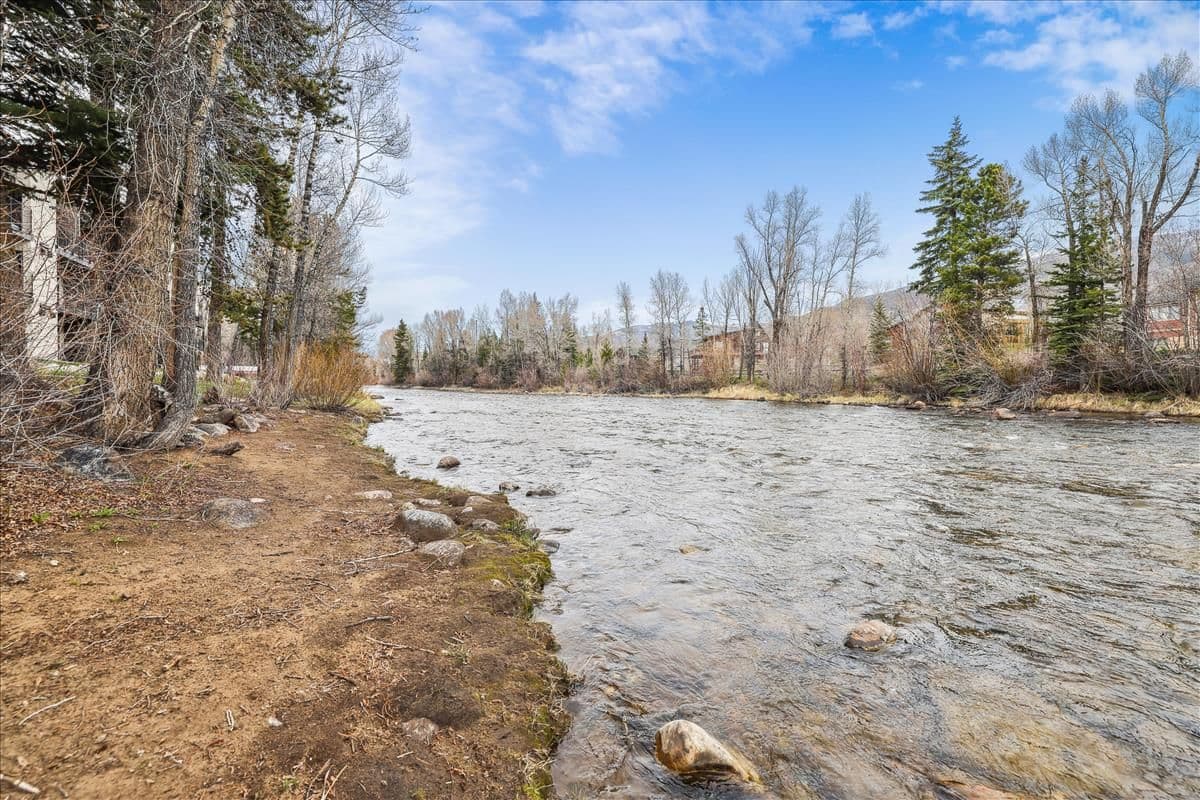 Exterior - River West 522 - Silverthorne Vacation Rental