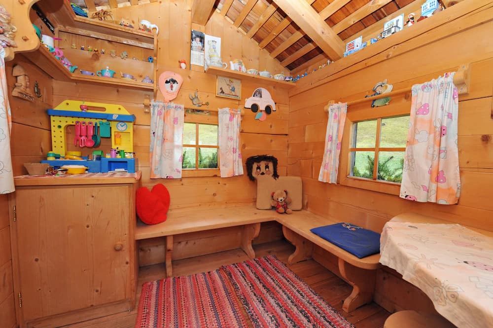 Children’s Play Area - Indoor