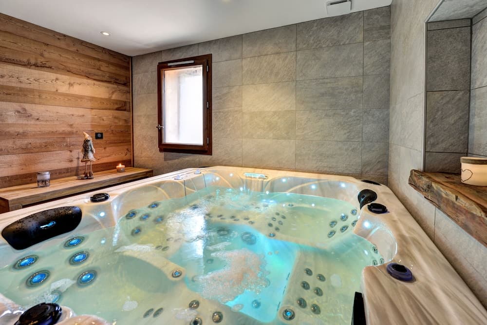 Jetted Tub