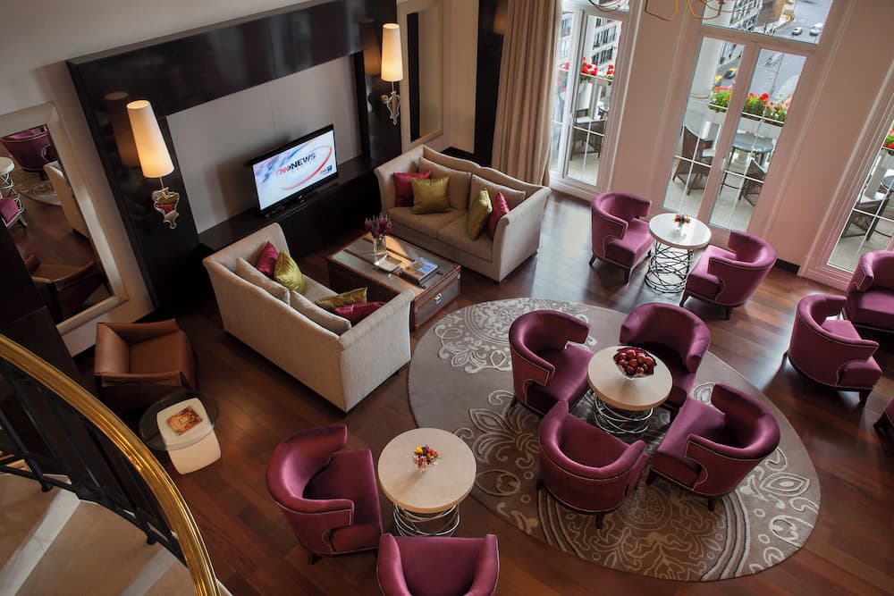 Executive lounge