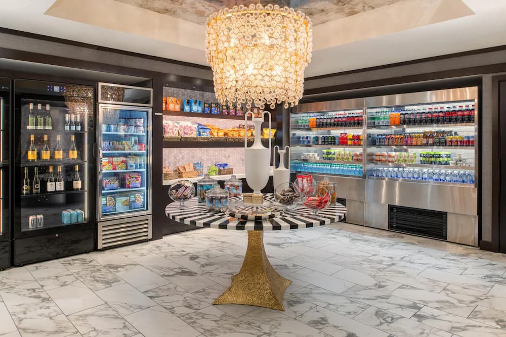 Snack bar