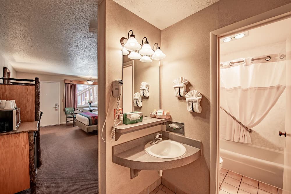Bathroom sink