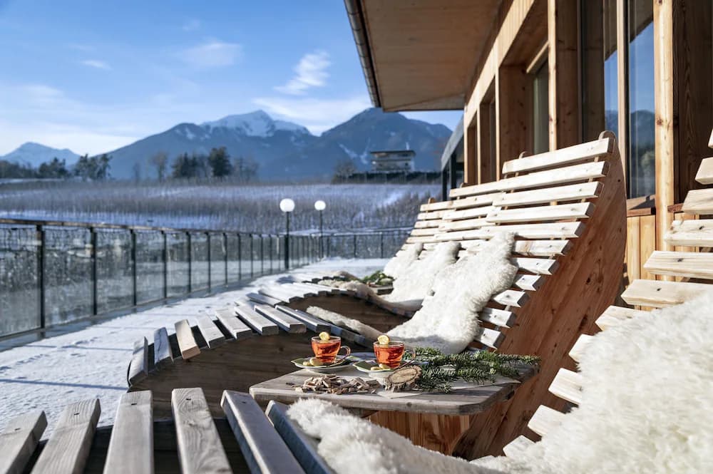 Sundeck