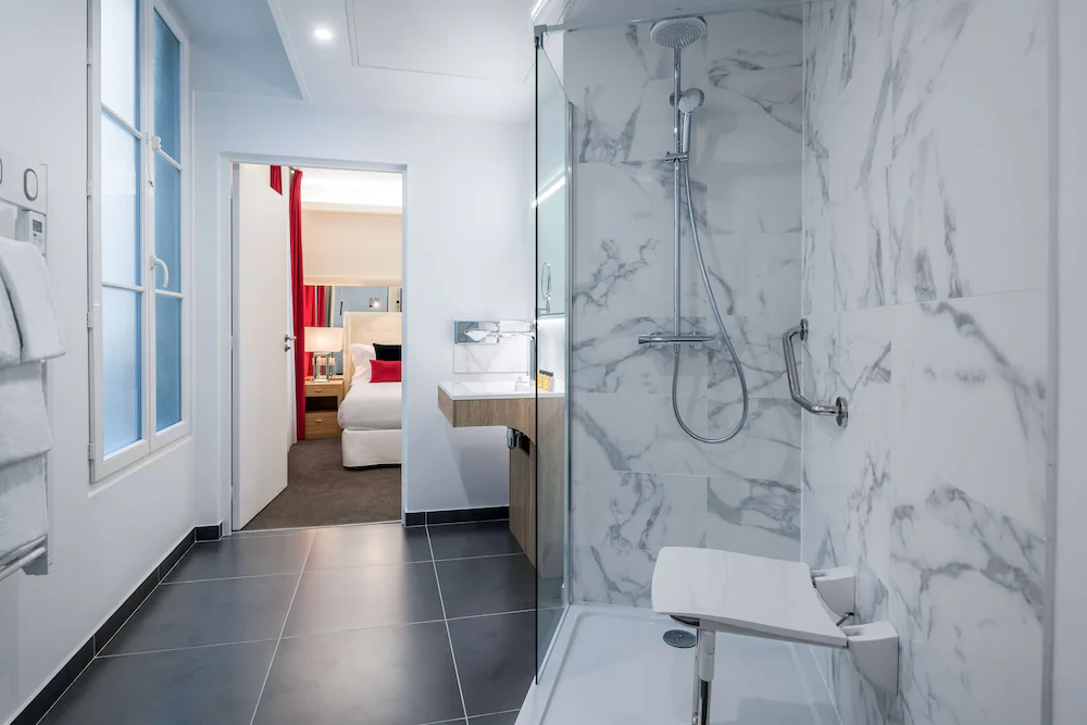 Bathroom shower