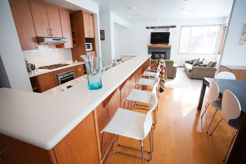 Private kitchenette