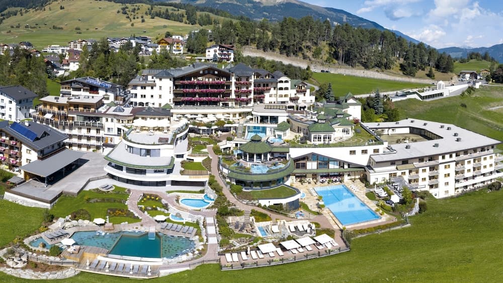 Primary image