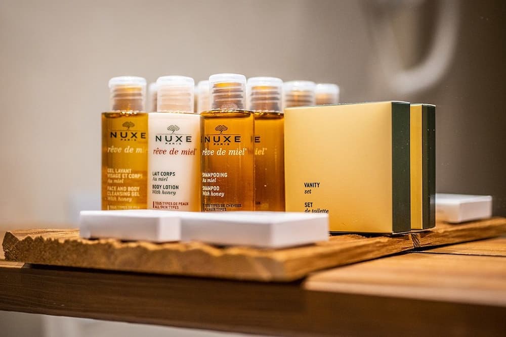 Room amenity