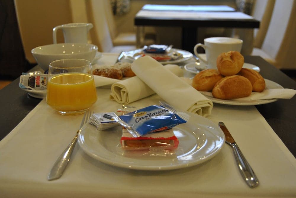 Breakfast meal