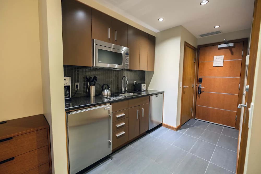 Private kitchenette
