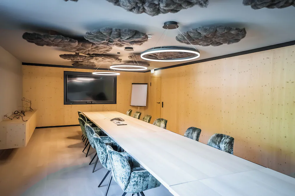 Meeting facility
