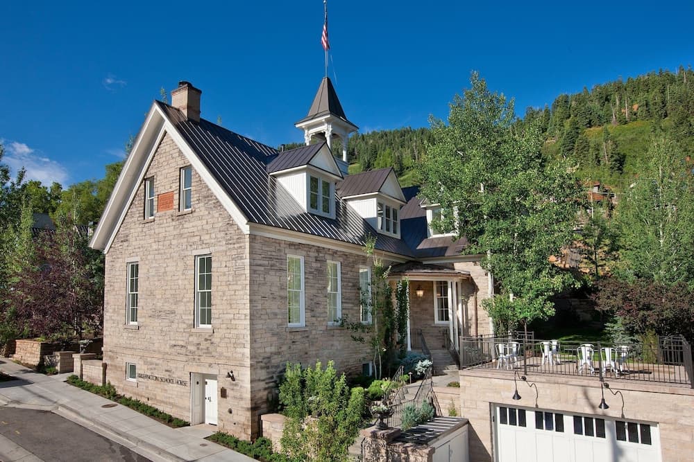 Primary image